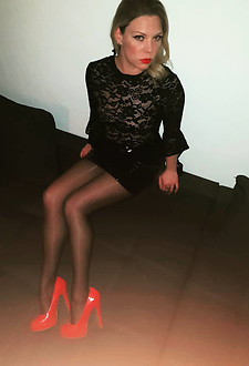 Shiny Steffi nyloned legs #1