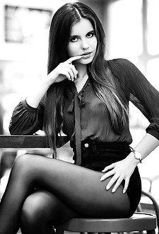 Ariadna Majewska hot legs in nylons #075