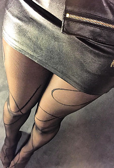 French amateur legs in nylons #036