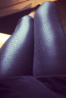 French amateur legs in nylons #047