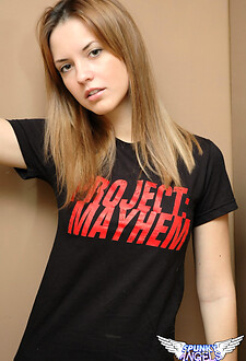 Young amateur Amy Spunky teases on her bedroom
